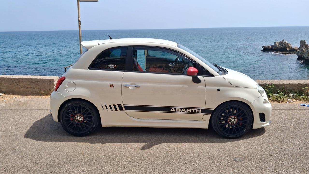 Abarth 595 1.4 Turbo T-Jet 160 CV Competizione