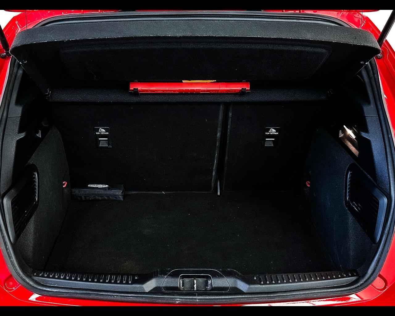 FORD Focus 4ª serie - Focus 1.5 EcoBlue 120 CV 5p. ST-Line