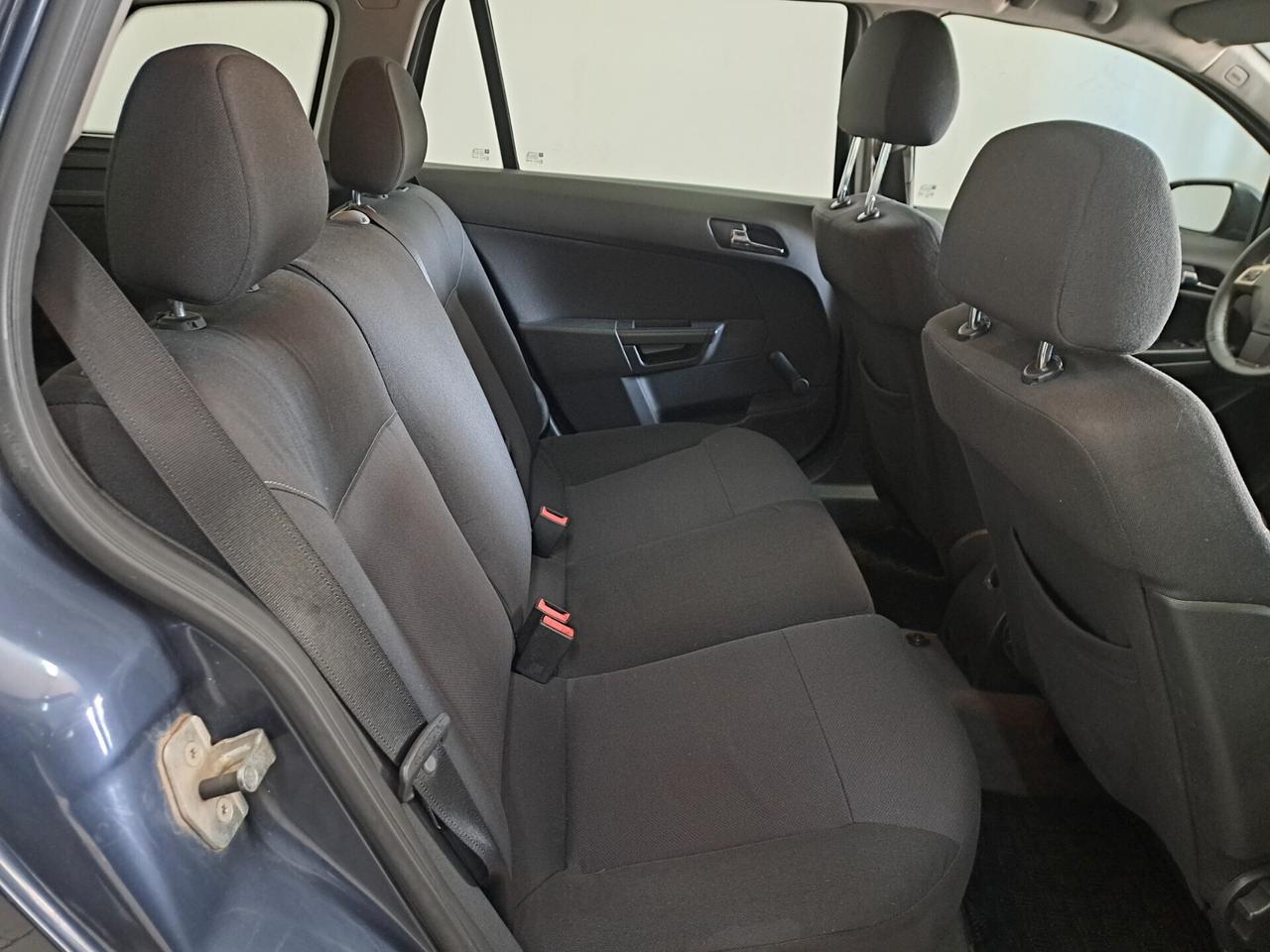 Opel Astra 1.7 CDTI sw Omologata gancio traino 200