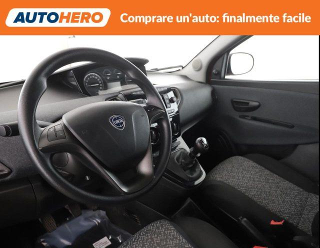 LANCIA Ypsilon 1.0 FireFly 5 porte S&S Hybrid Ecochic Silver