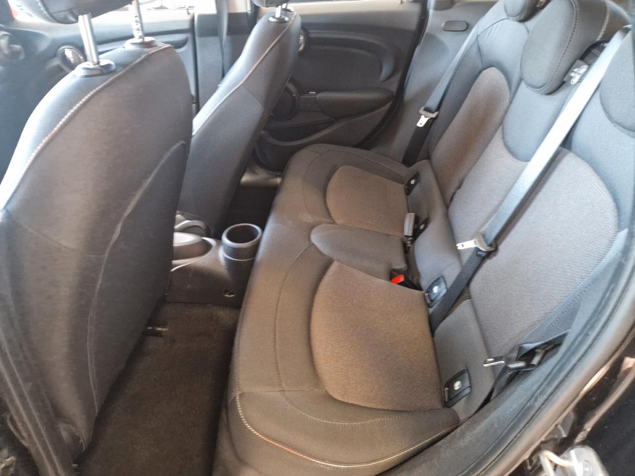 Mini Mini 1.5 One 5 porte FIRST