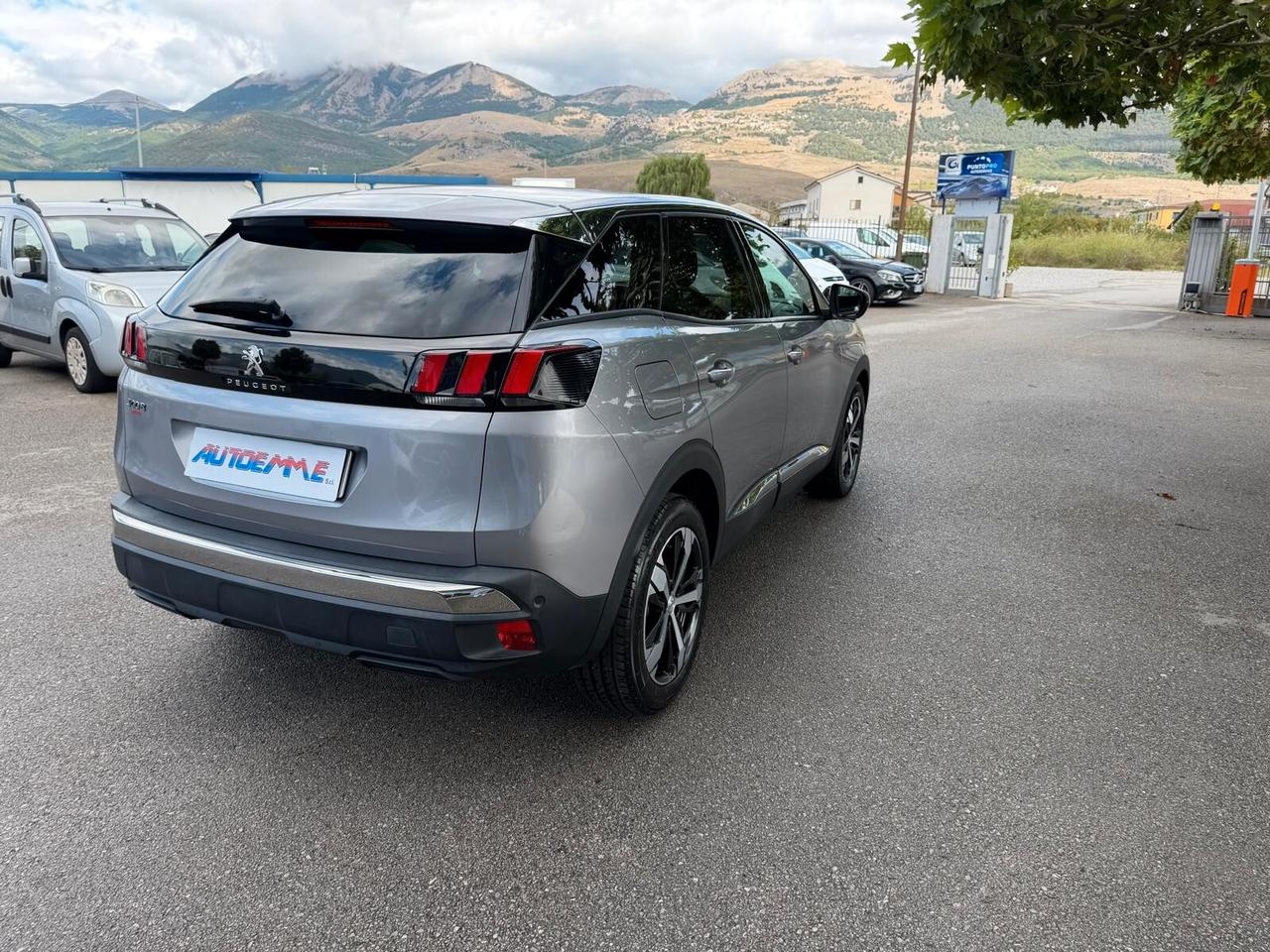 Peugeot 3008 BlueHDi 130 S&S EAT8 Allure