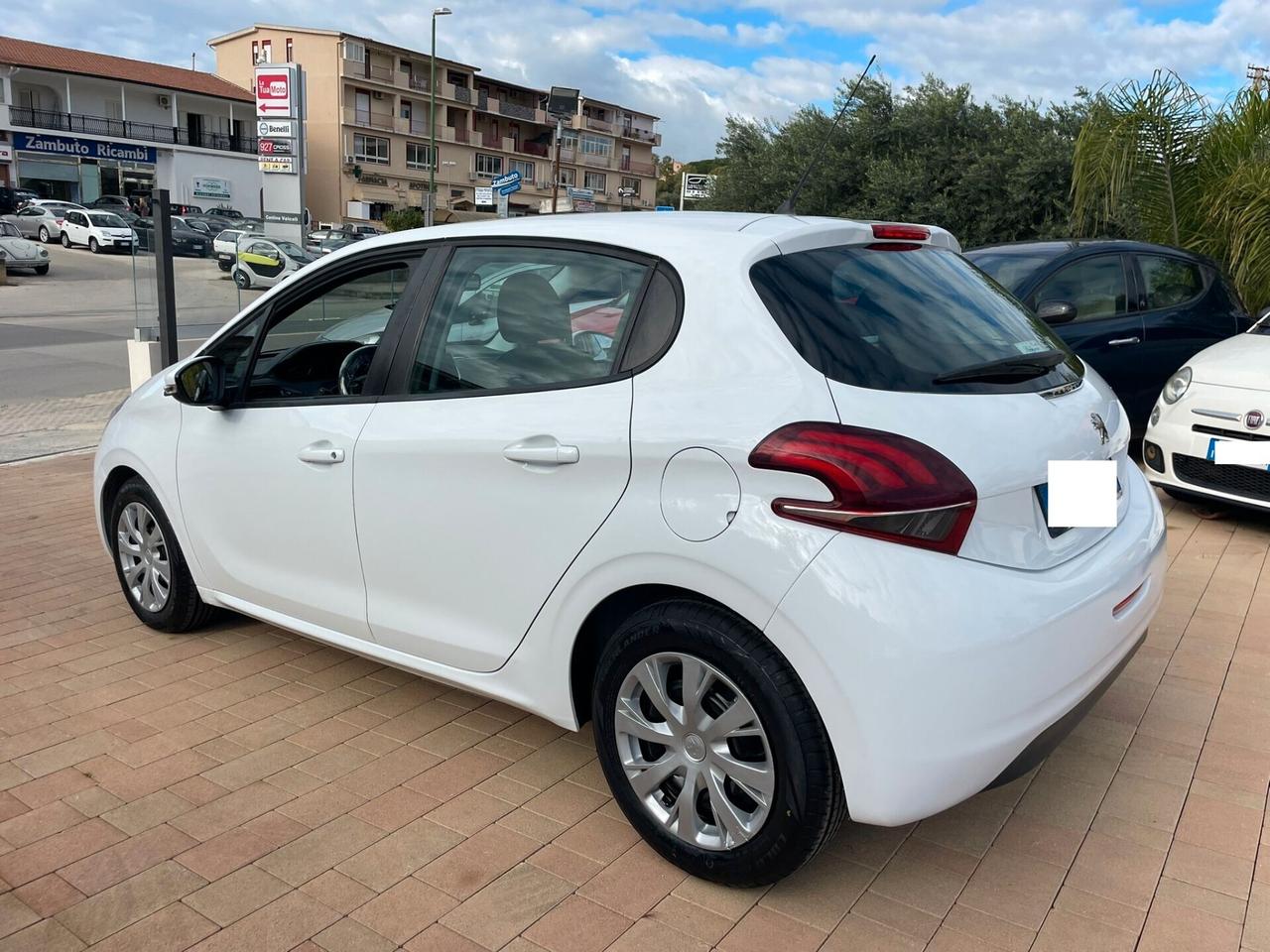 Peugeot 208 1.6 Hdi 5P 75 cv - 2019