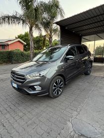 Ford Kuga 2.0 TDCI 150 CV S&S 4WD Powershift ST-Line
