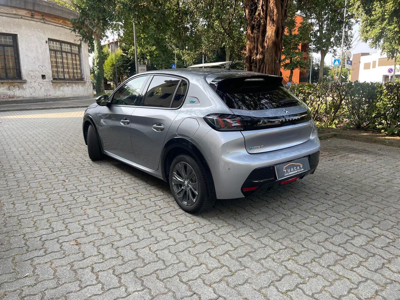 Peugeot 208 Allure e-208 #5990
