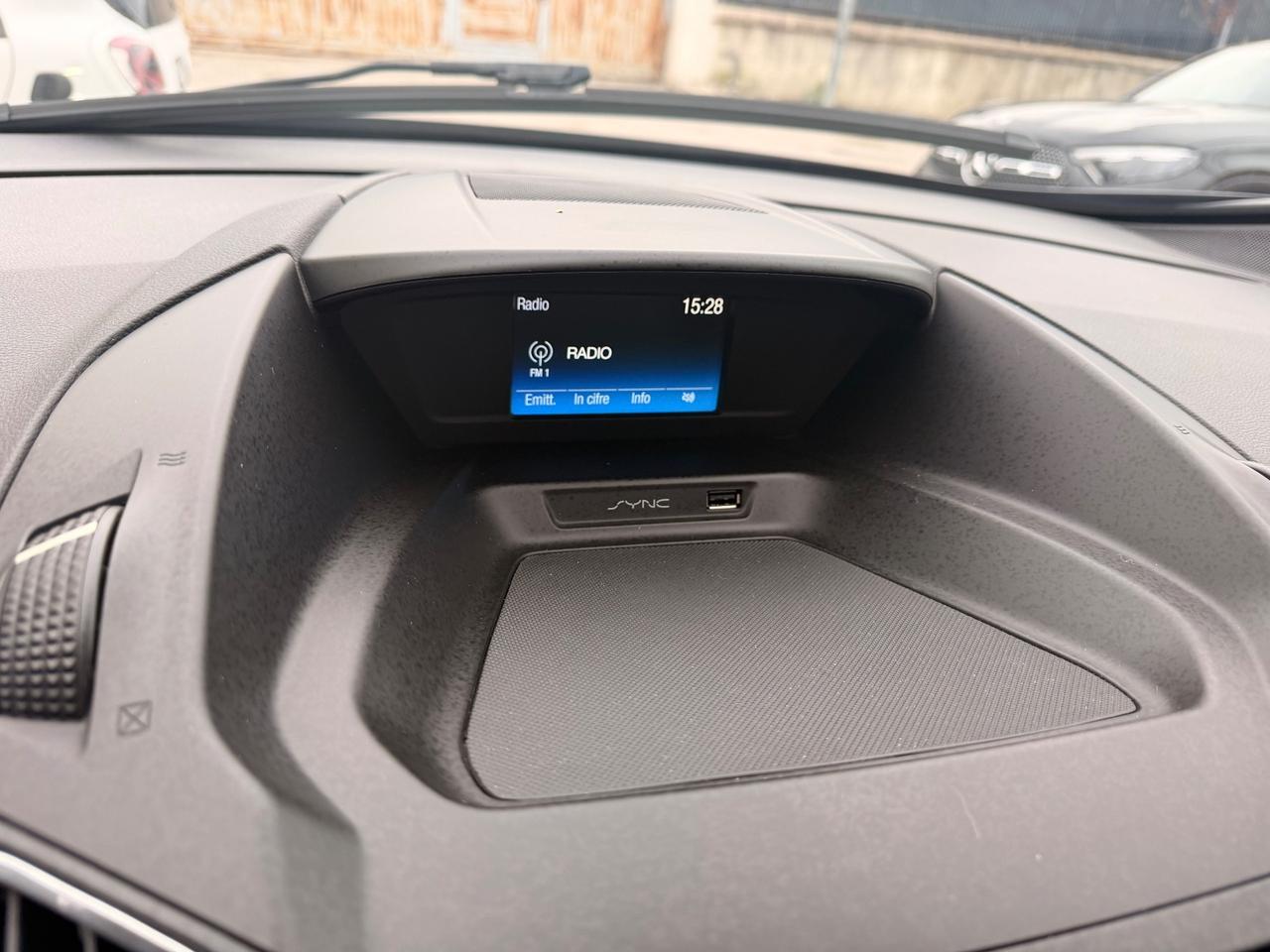 Ford C-Max 1.5 TDCi Titanium