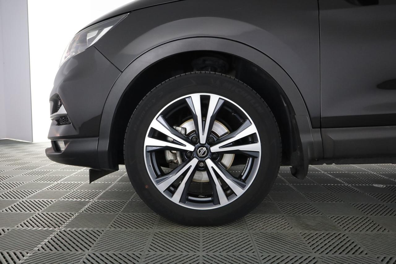 NISSAN Qashqai 2ª serie Qashqai Visia DIG-T 140