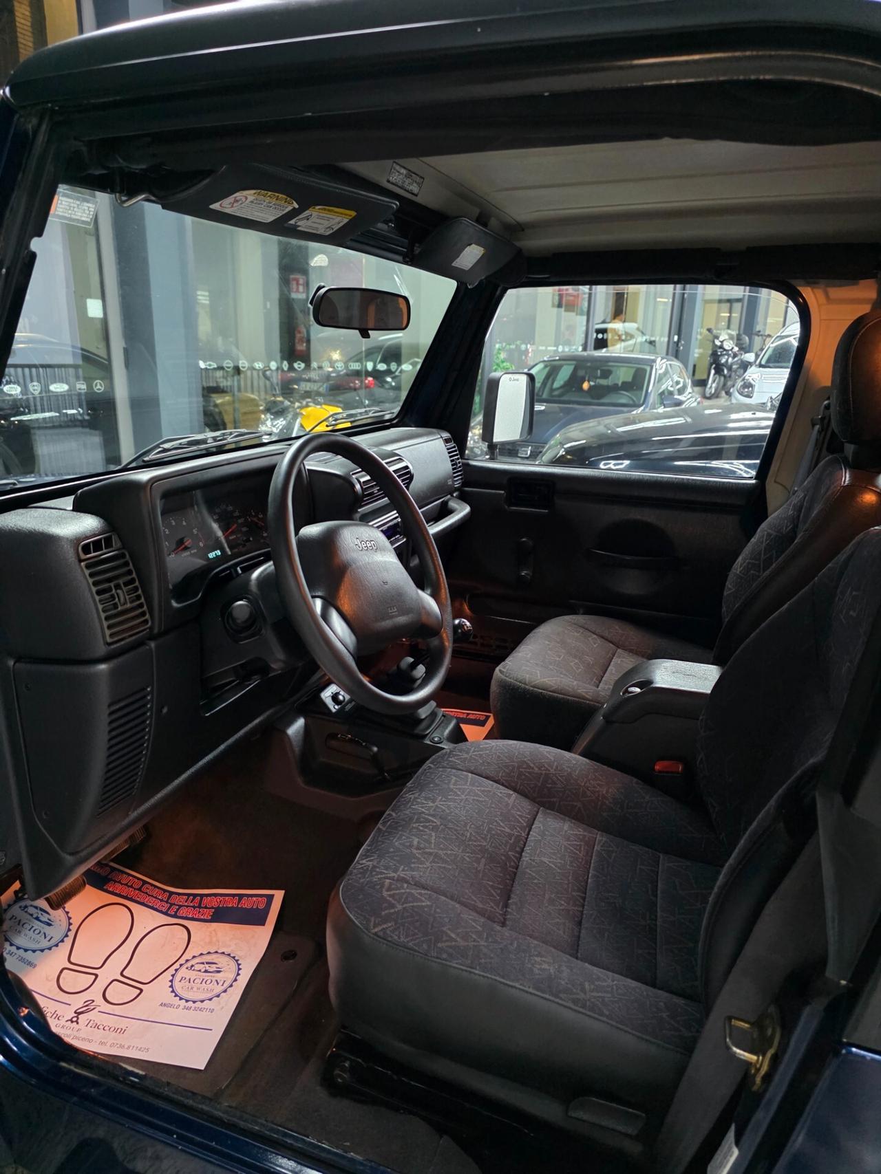 Jeep Wrangler 4.0 cat Sport