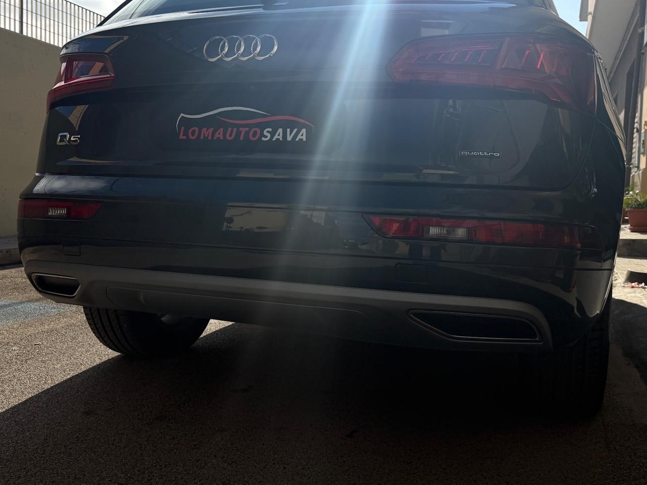 AUDI Q5 35 TDI QUATTRO S TRONIC BUS. SPORT