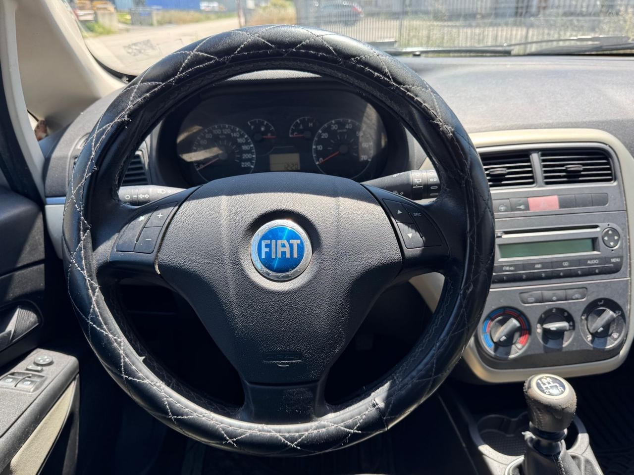 FIAT GRANDE PUNTO 1.2 5p ACTIVE 88000 km