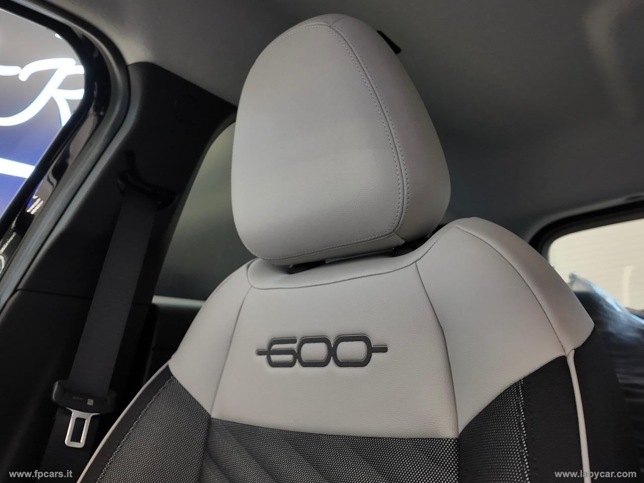 FIAT 600 Hybrid 110 CV DCT MHEV LA PRIMA