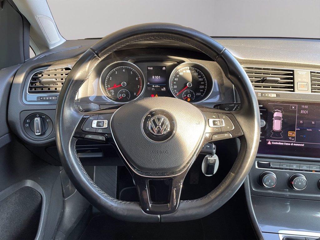 VOLKSWAGEN Golf 5p 1.4 tgi highline 110cv del 2017