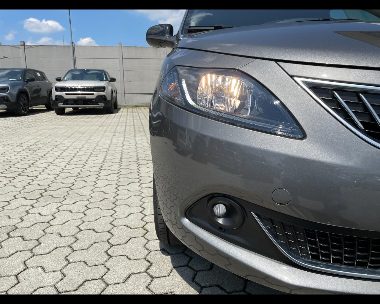 LANCIA Ypsilon III 2021 - Ypsilon 1.0 firefly hybrid Gold s&s 70cv 5p.ti