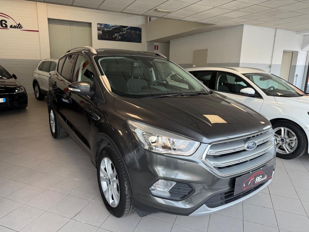 Ford Kuga 1.5 TDCI 120 CV S&S 2WD Titanium