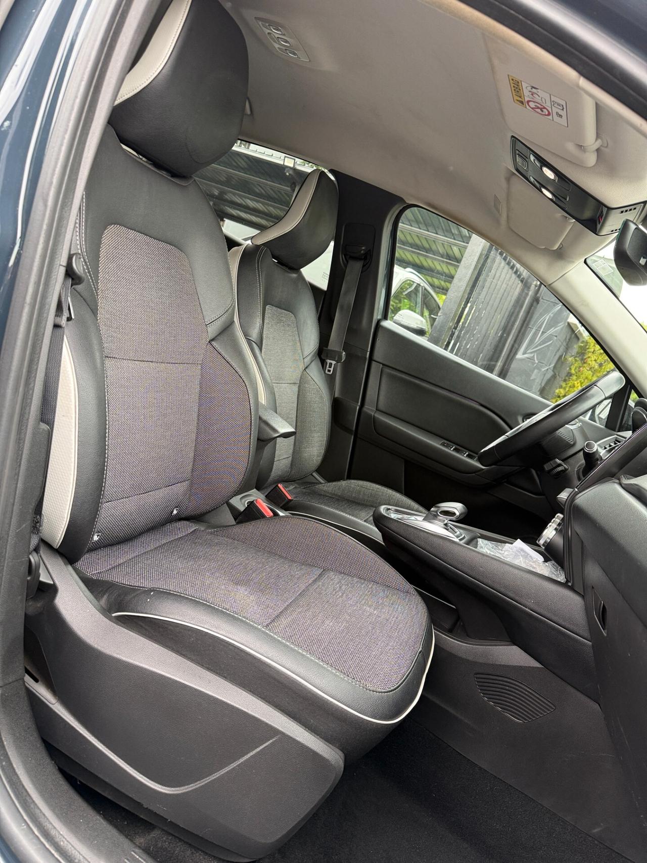 Renault Captur Plug-in Hybrid E-Tech 160 CV Intens
