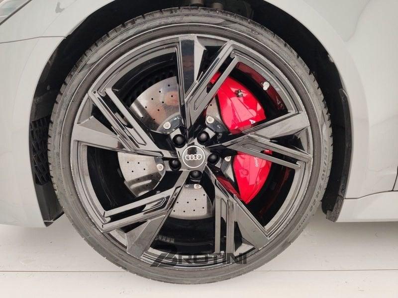 Audi RS6 4.0 quattro tiptronic
