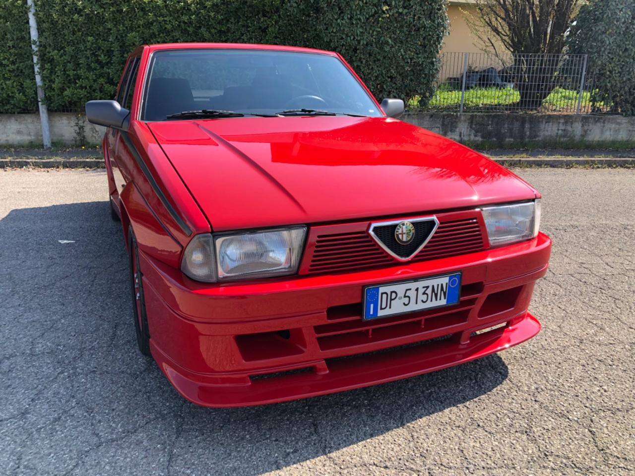 Alfa Romeo 75 1.8i turbo evoluzione fuori serie