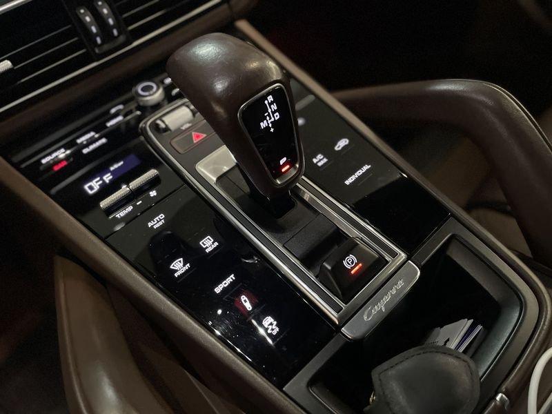 Porsche Cayenne 3.0 V6