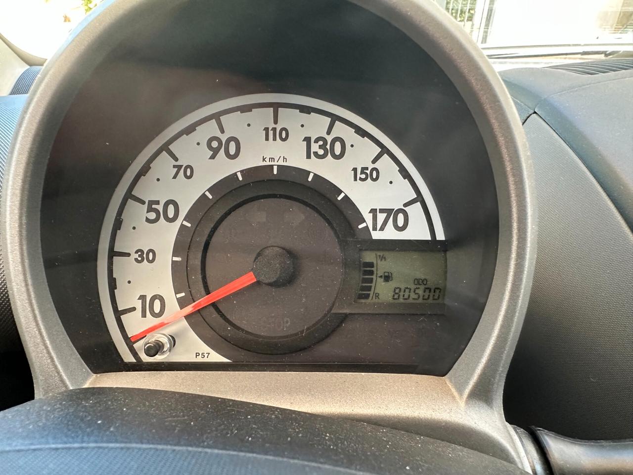 Peugeot 107 1.0 3P. 03/2009 KM.80500 NEO PATENTATI