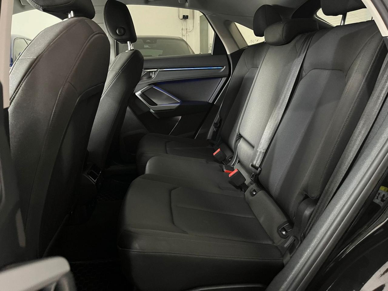 Audi Q3 SPB 35 TDI S tronic S-line TOTAL BLACK