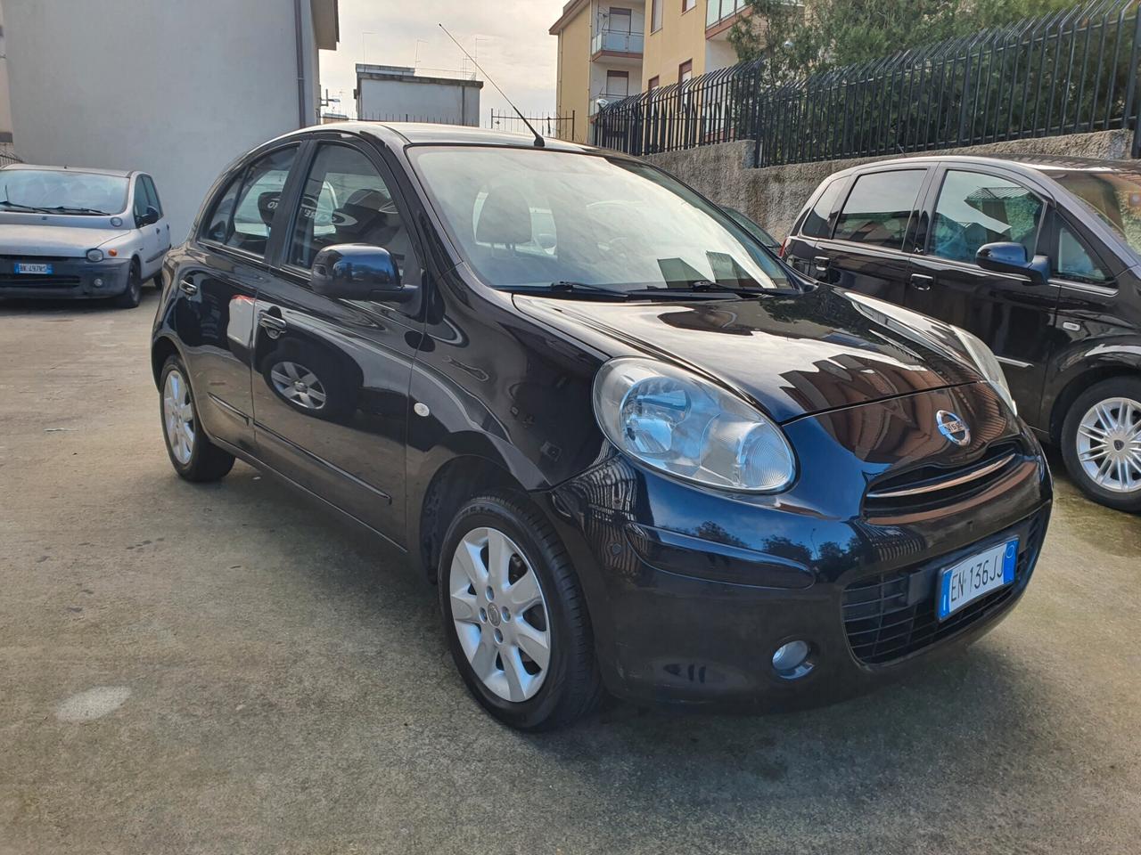 Nissan Micra 1.2 Cambio automatico