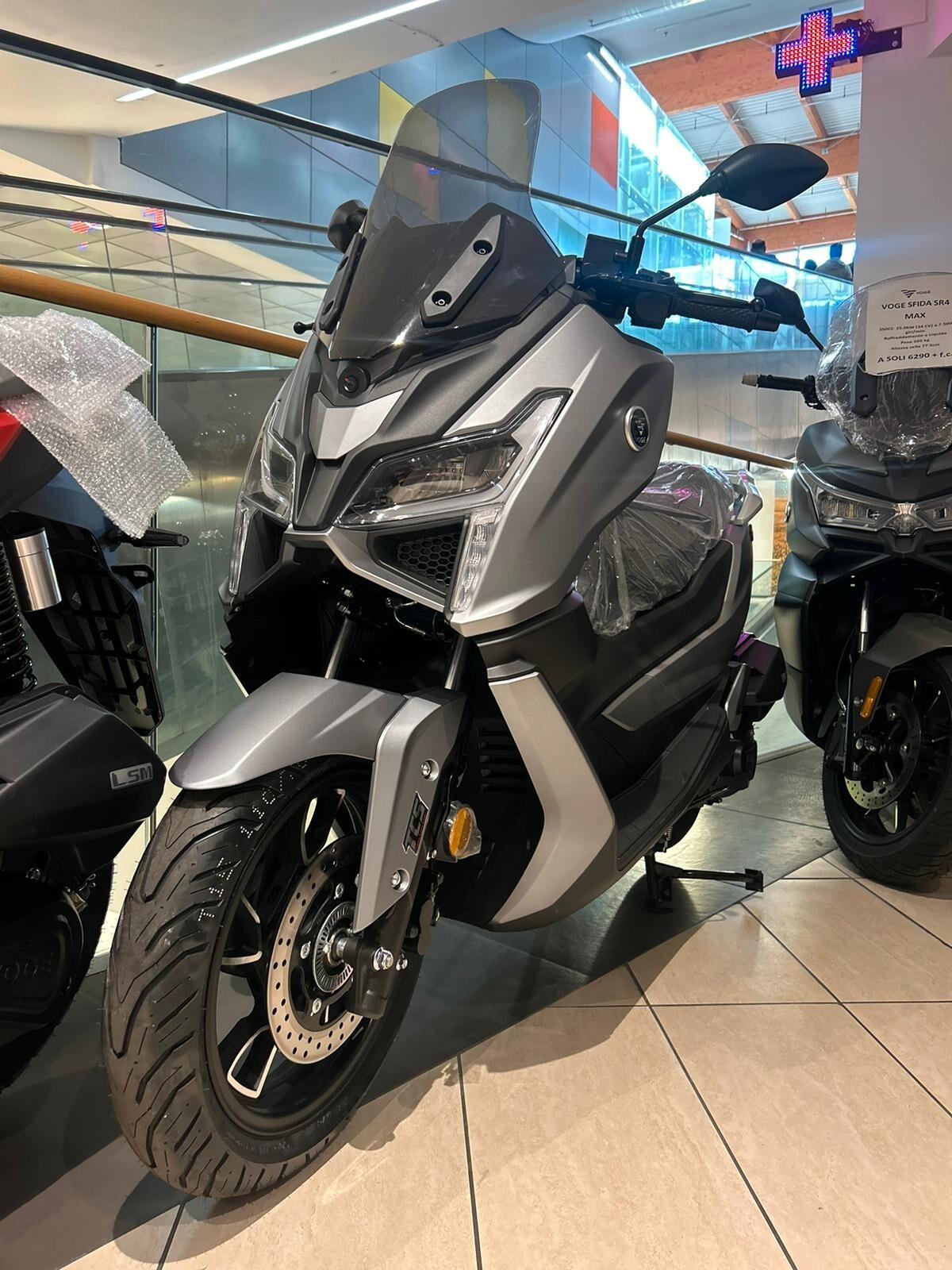 Voge Sfida SR1 125 - CI TROVIAMO AL CENTRO COMMERCIALE KATANE'-