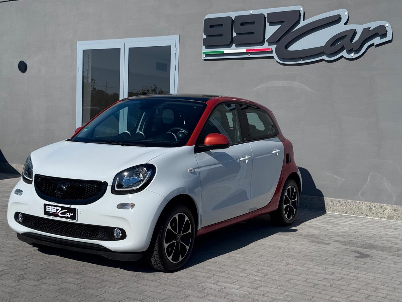 Smart ForFour 70 1.0 Passion - DOPPIO TETTO - NAVIGATORE - SENSORI - NEOPAT -