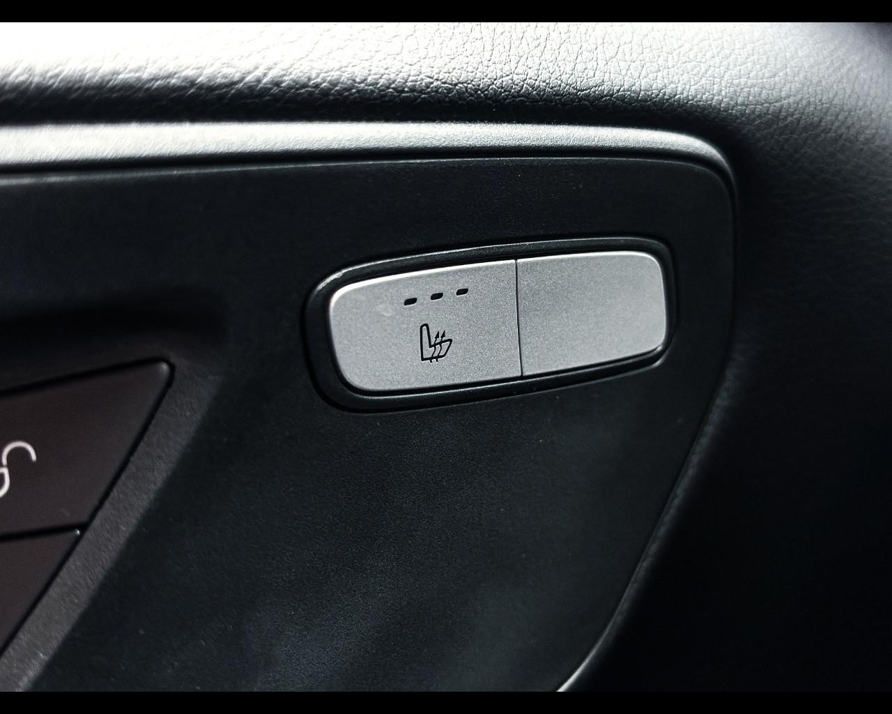 Mercedes-Benz Classe V (W447) - V 200 d Automatic 4Matic Executive Compact