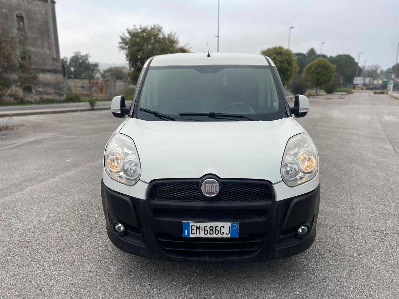 FIAT DOBLO 1.4 METANO 2012