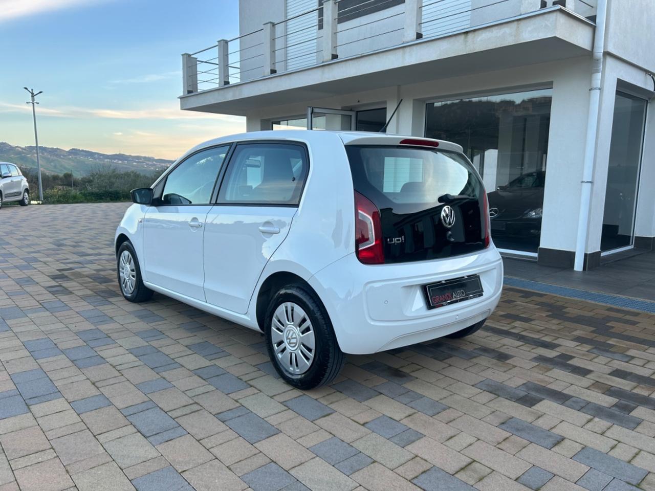 Volkswagen up! 1.0 75 CV 5p. high up!