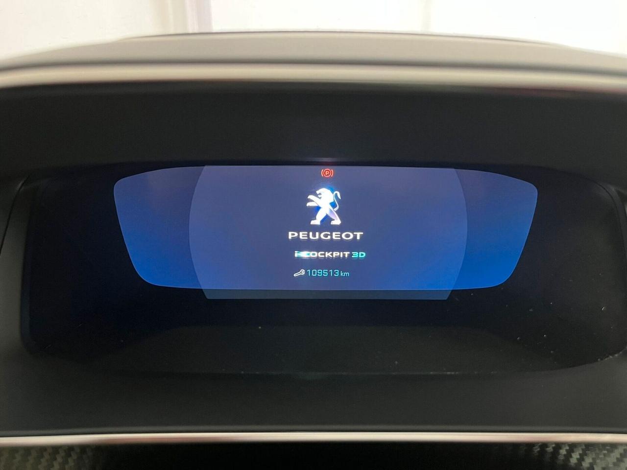Peugeot 2008 BlueHDi 110 S&S Allure Pack