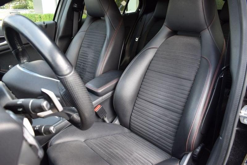 Mercedes-Benz GLA GLA 200 d Automatic 4Matic Premium AMG PACK