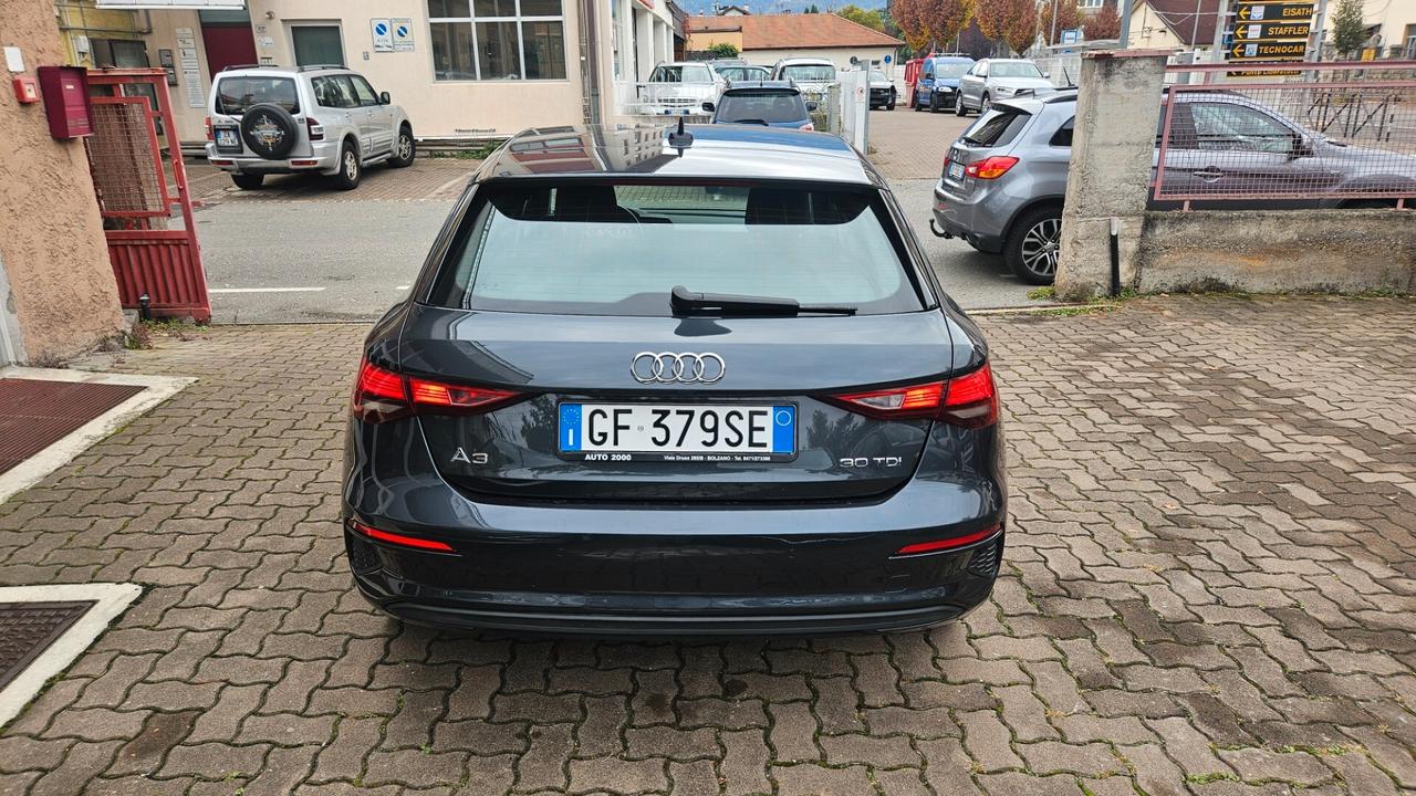 Audi A3 Sportback 2.0 tdi s-tronic NAVY-VIRTUAL-LED
