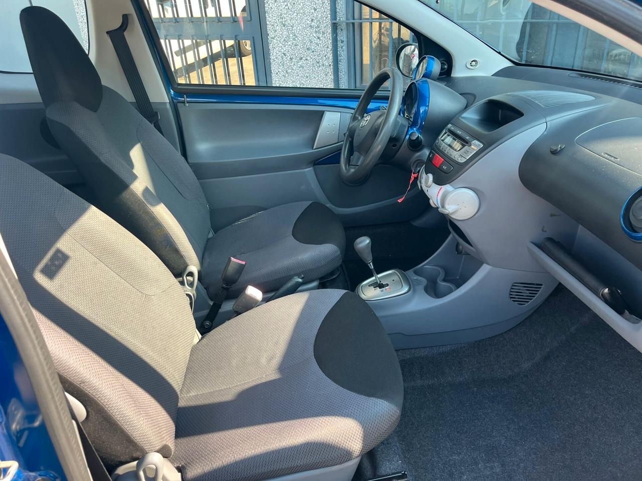 Toyota Aygo 1.0BENZ CAMBIO AUTOMATICOOO