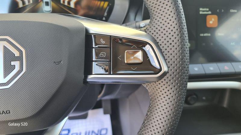 MG ZS HEV 1.5 Hybrid+ Luxury con BONUS EASY GO'