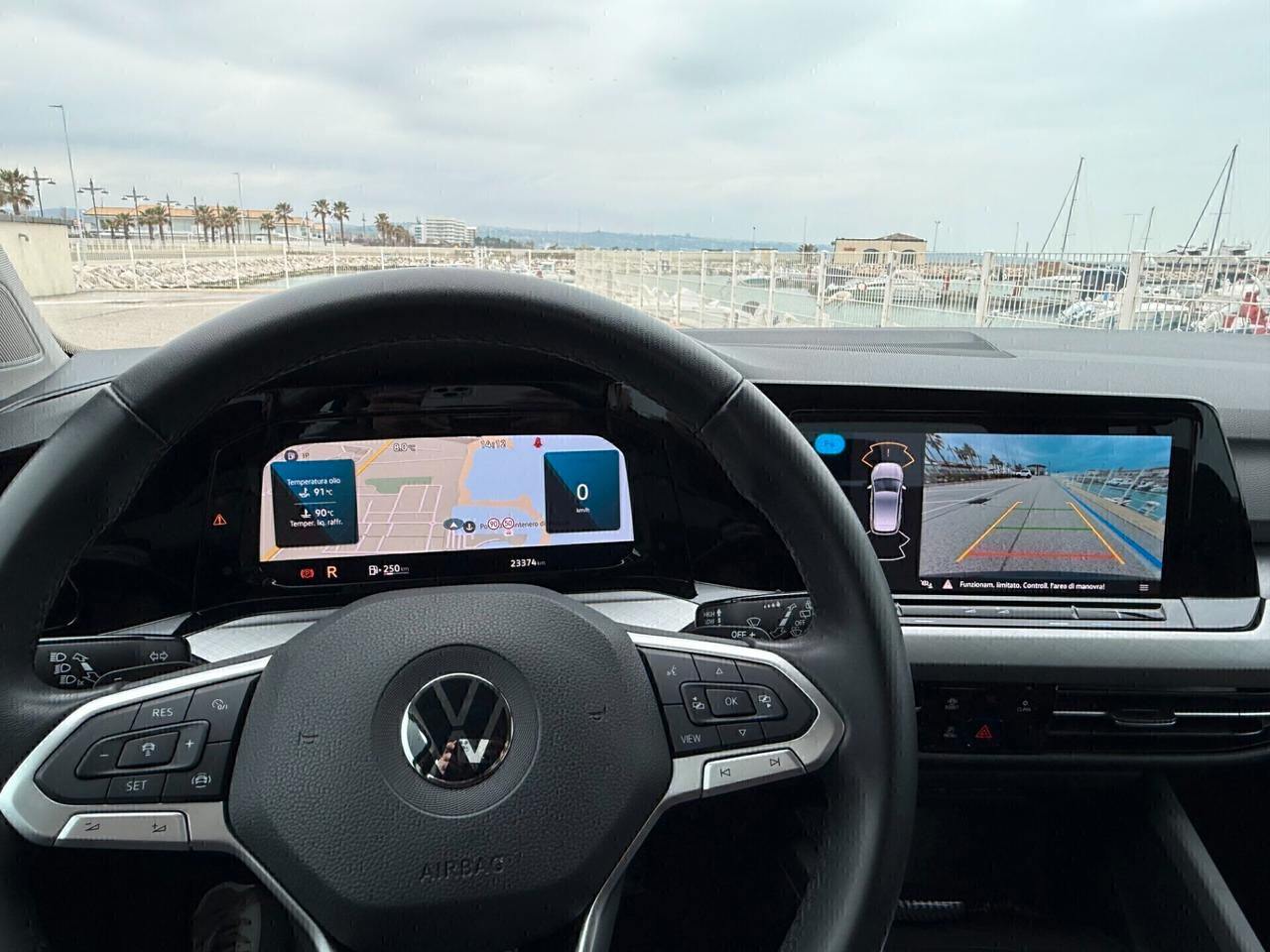 Volkswagen Golf 2.0 TDI DSG Virtual Cockpit