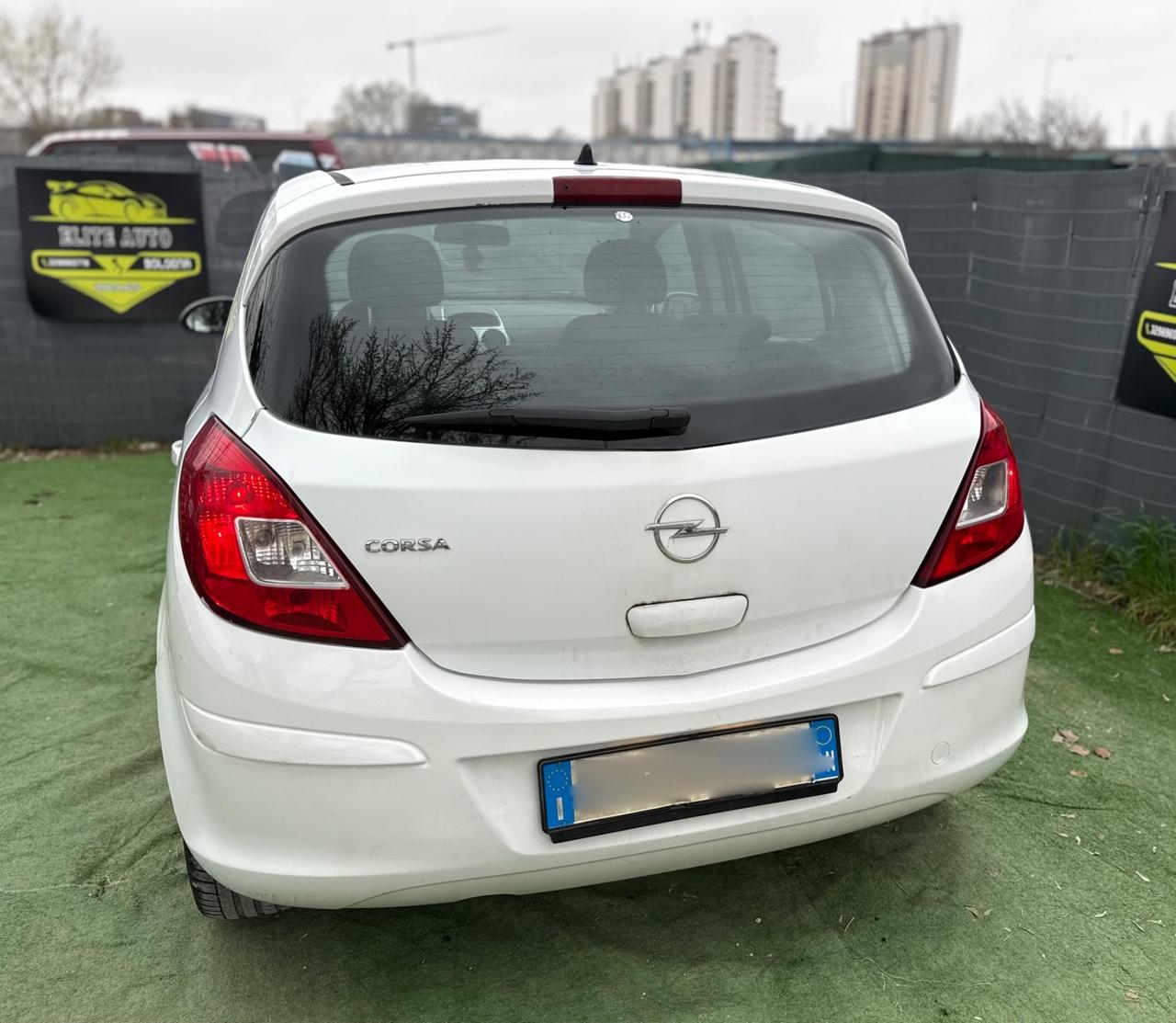 Opel CORSA 1.2 GPL 5 PORTE ENJOY NEOPATENTATI