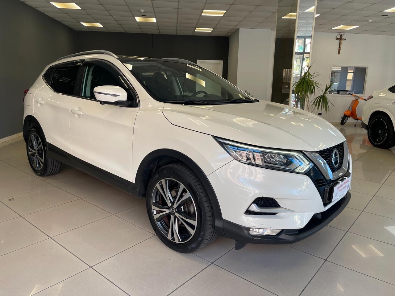Nissan Qashqai 1.5 dCi N-Connecta