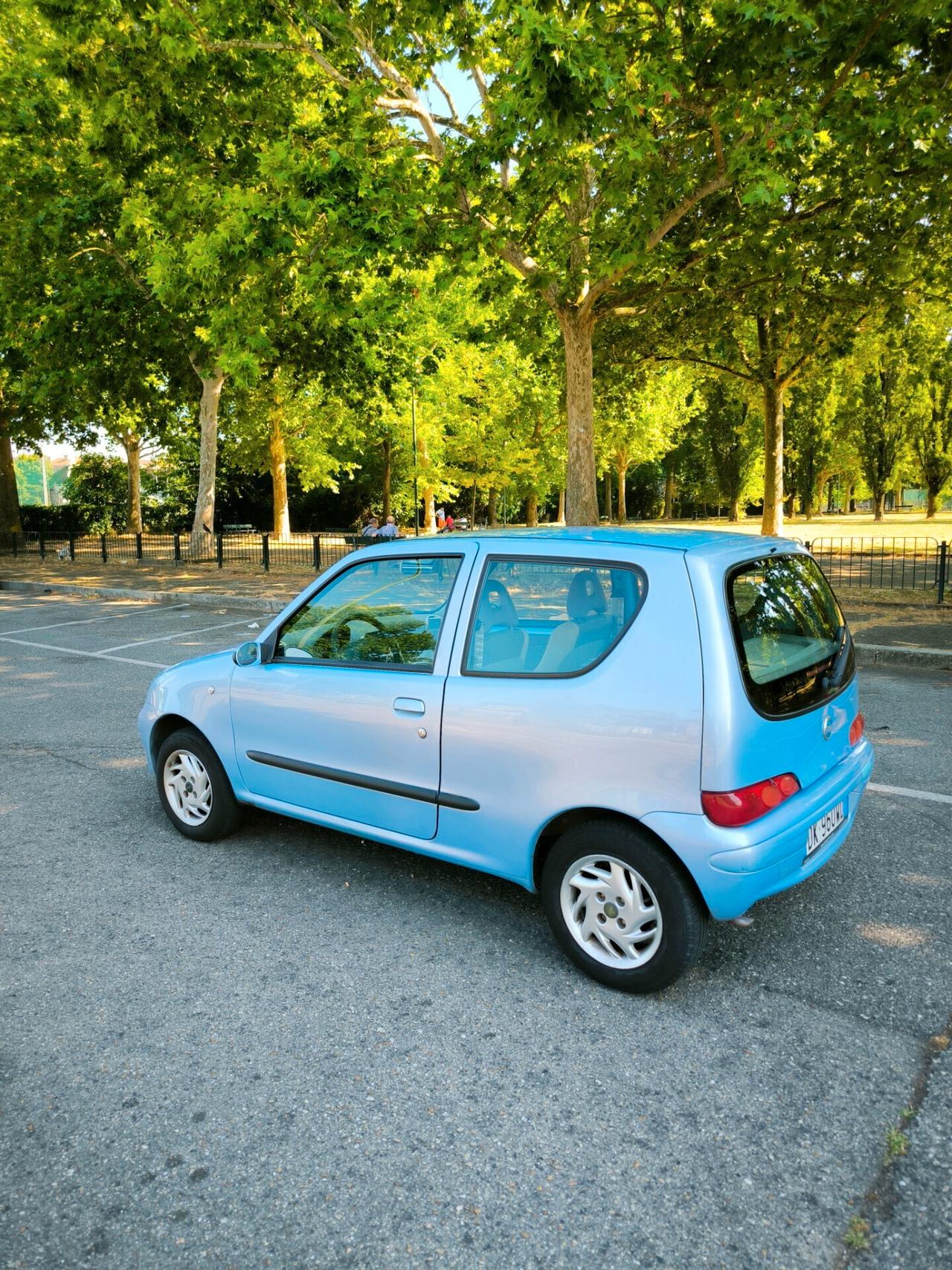 Fiat 600 1.1 50th Anniversary GPL