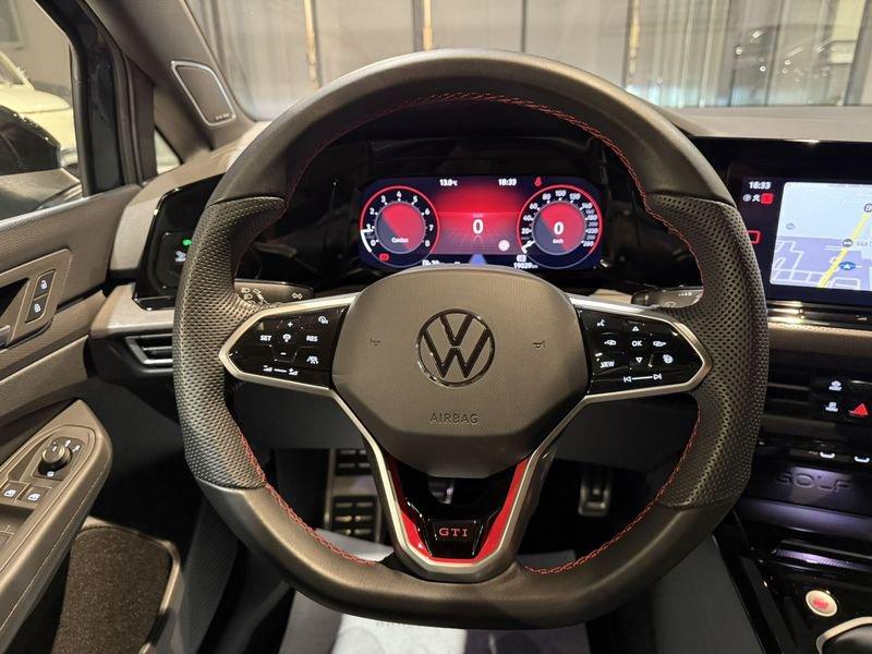 Volkswagen Golf GTI 2.0 TSI GTI