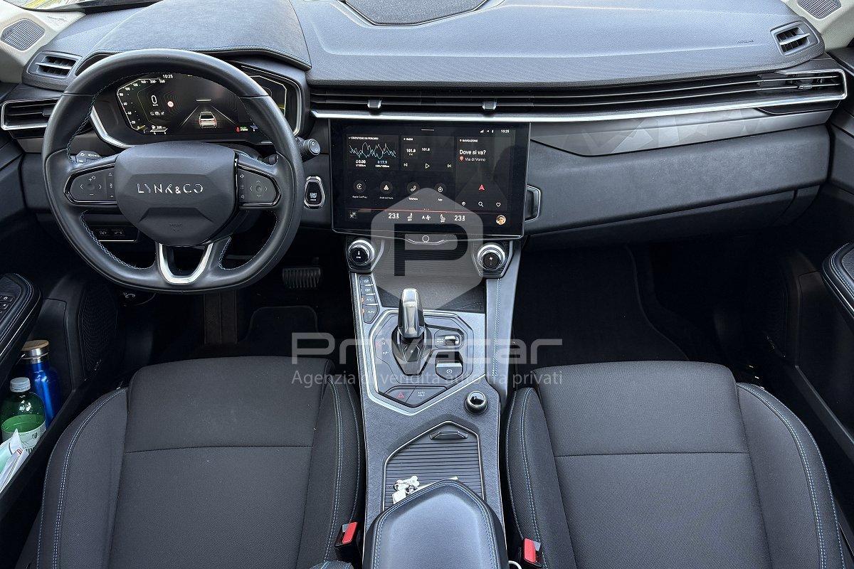 LYNK&CO 01 PHEV