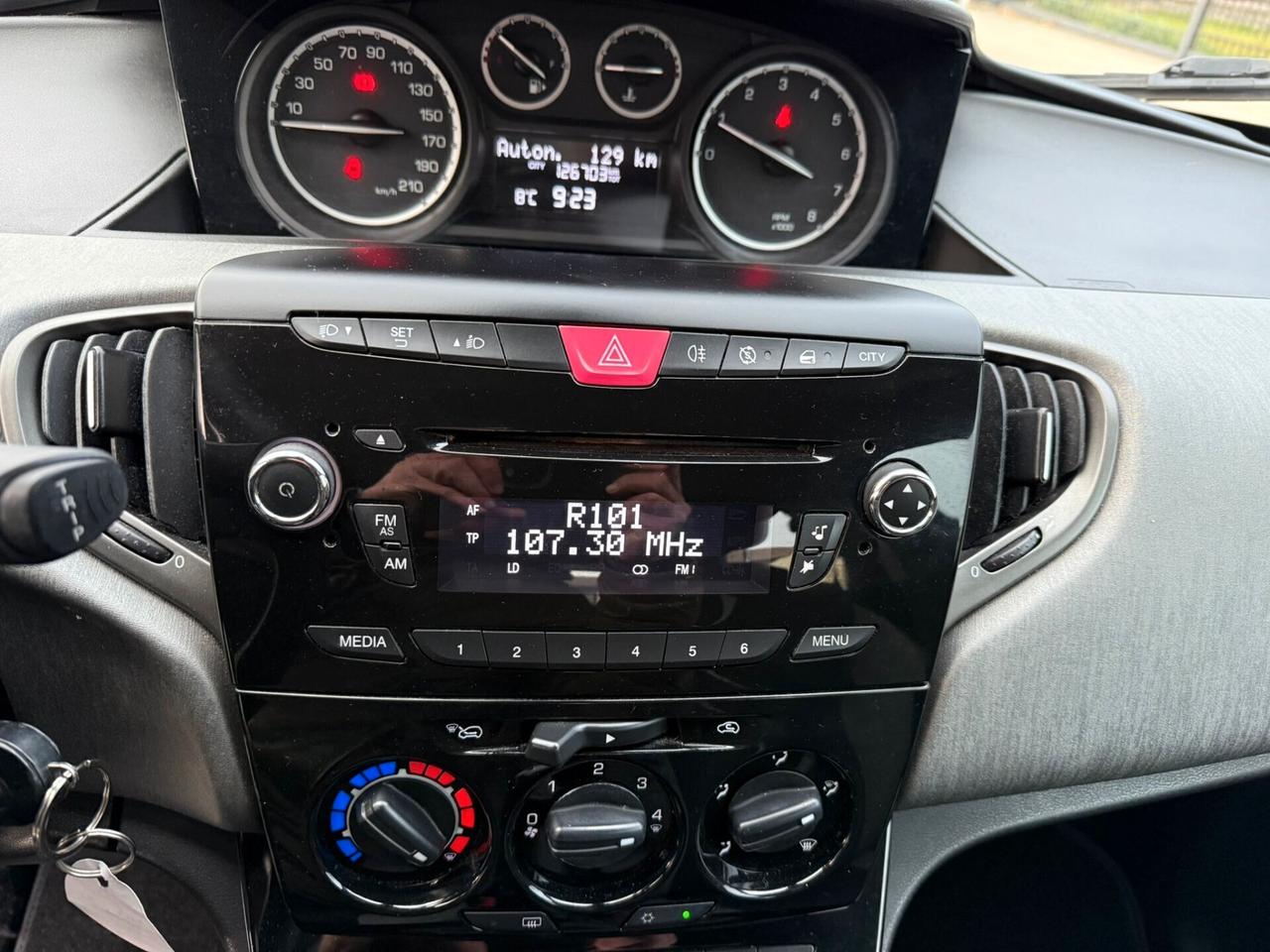 Lancia Ypsilon 1.2 BENZINA 5P UNICO-PROPR