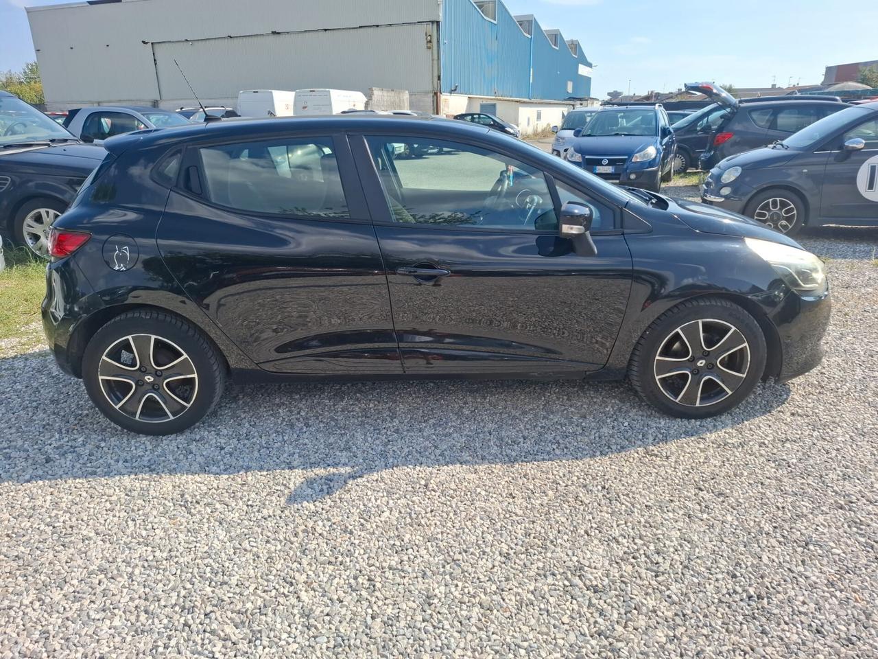 Renault Clio 1.2 75CV 5 porte Live