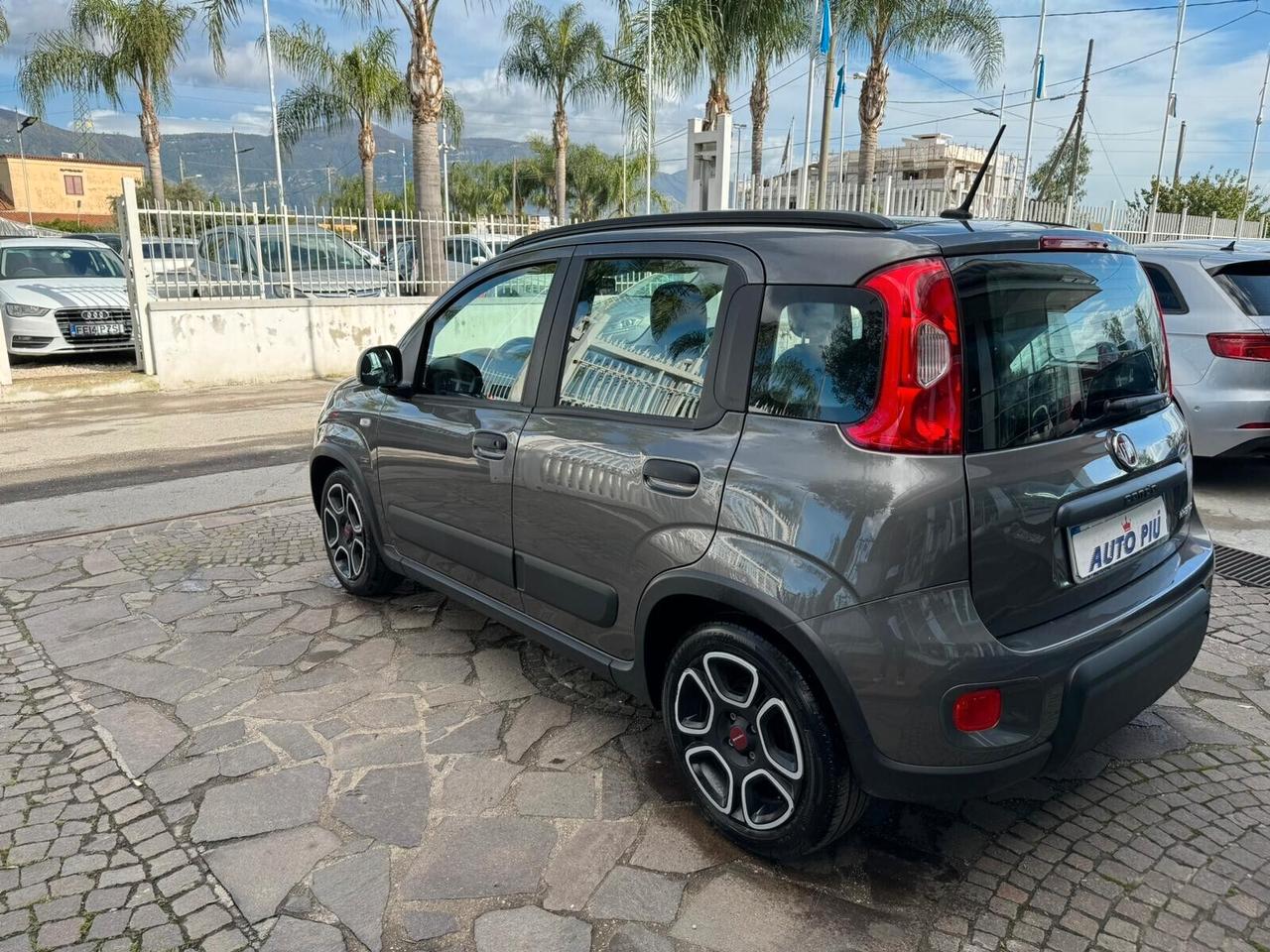 Fiat Panda 1.0 FireFly S&S Hybrid