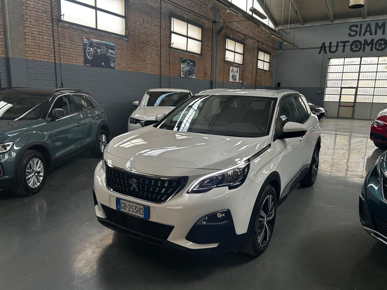 Peugeot 3008 BlueHDi 130 EAT8 sport neopatentati