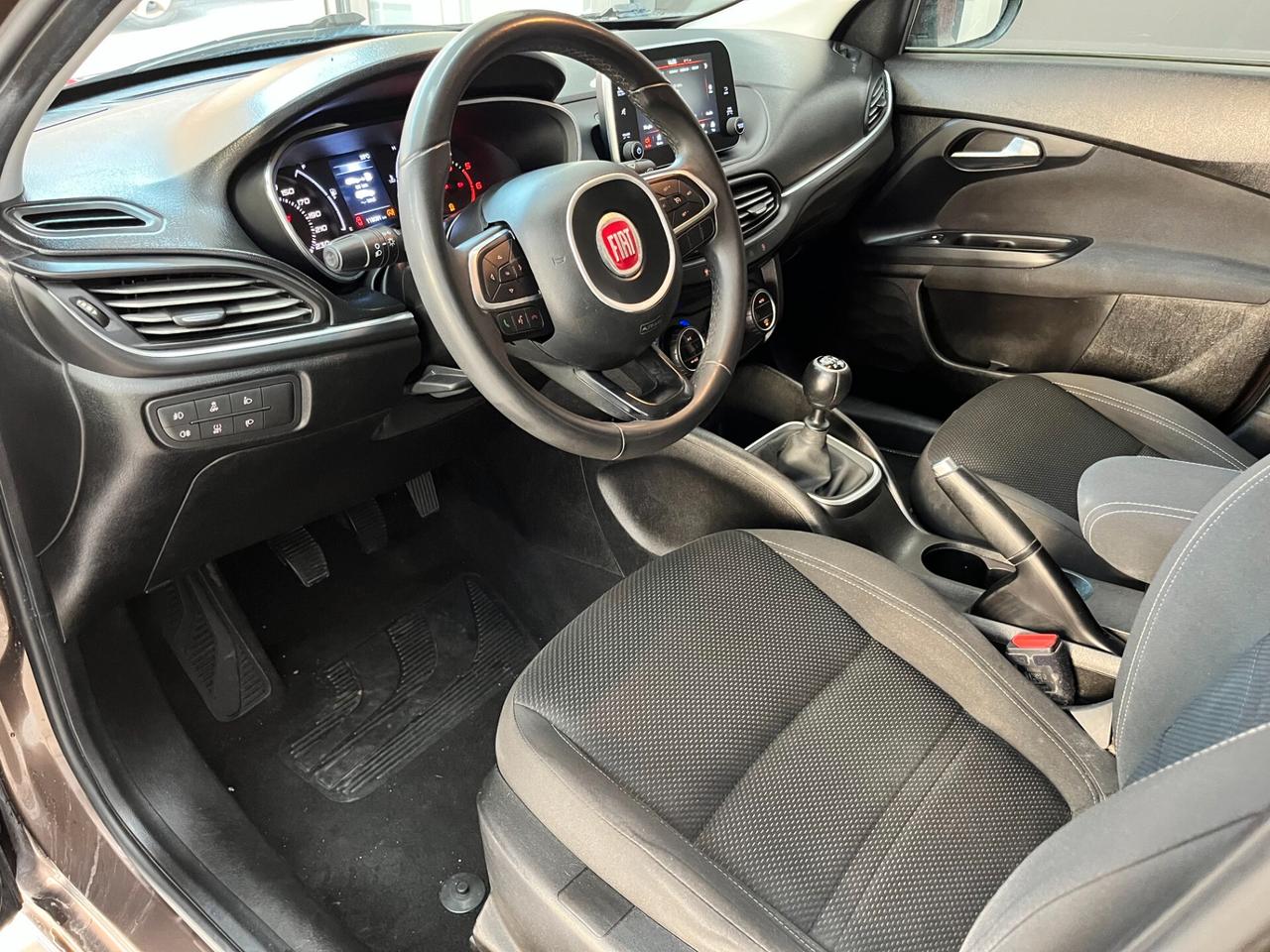 Fiat Tipo 1.6 Mjt S&S SW Lounge - 2019