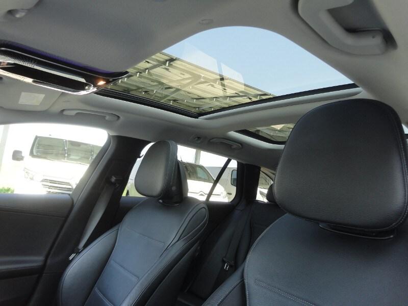 MERCEDES Classe C (W/S206) C 220 d Mild hybri...