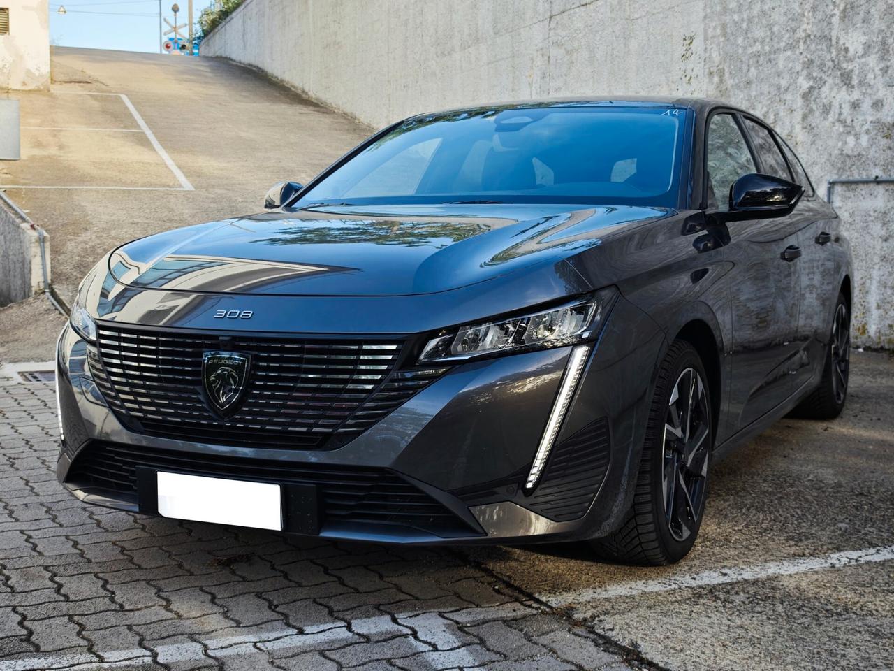 Peugeot 308 BlueHDi 130 EAT8 SW