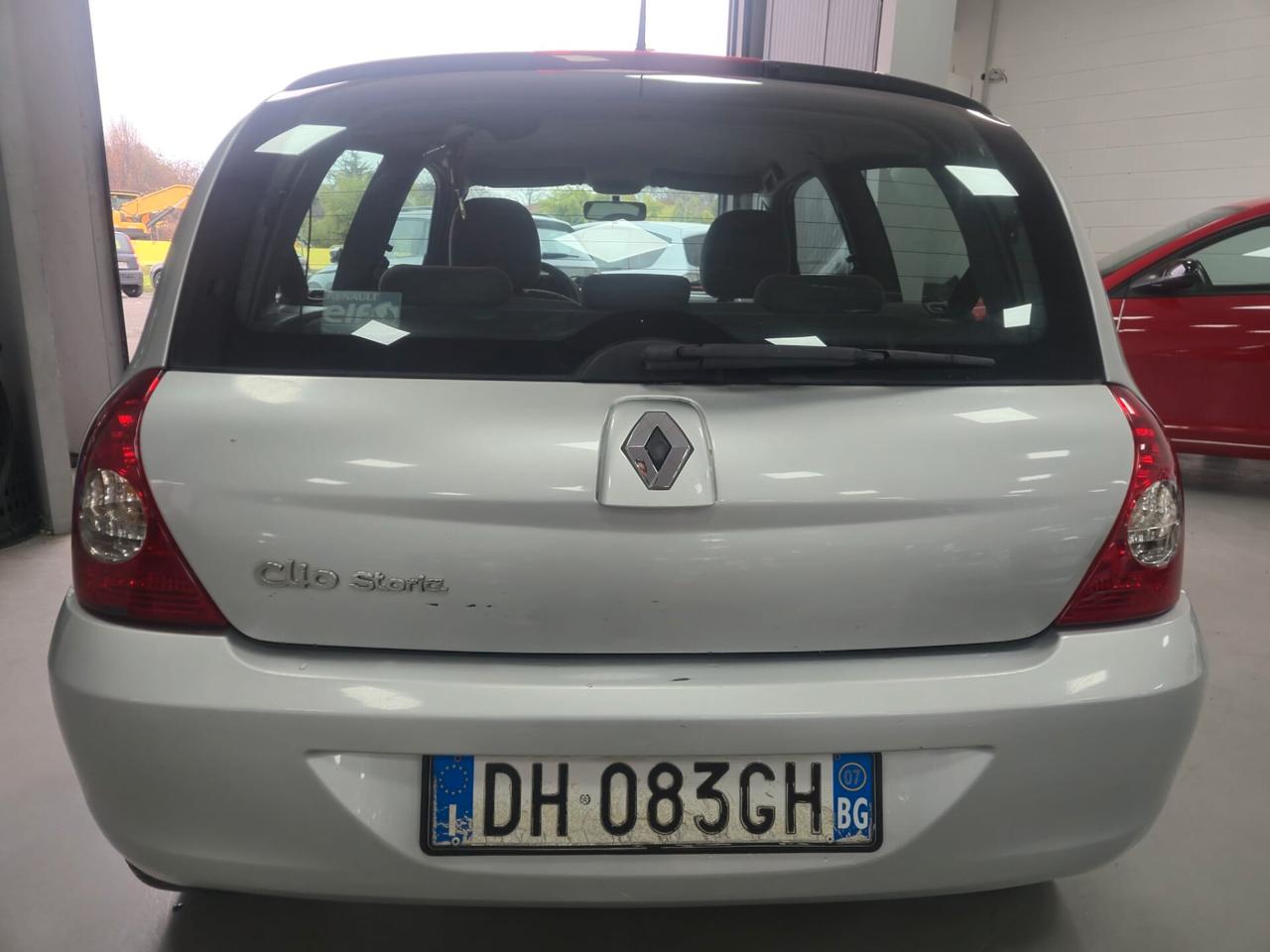 Renault Clio Storia 1.2 3 porte Confort Authentique
