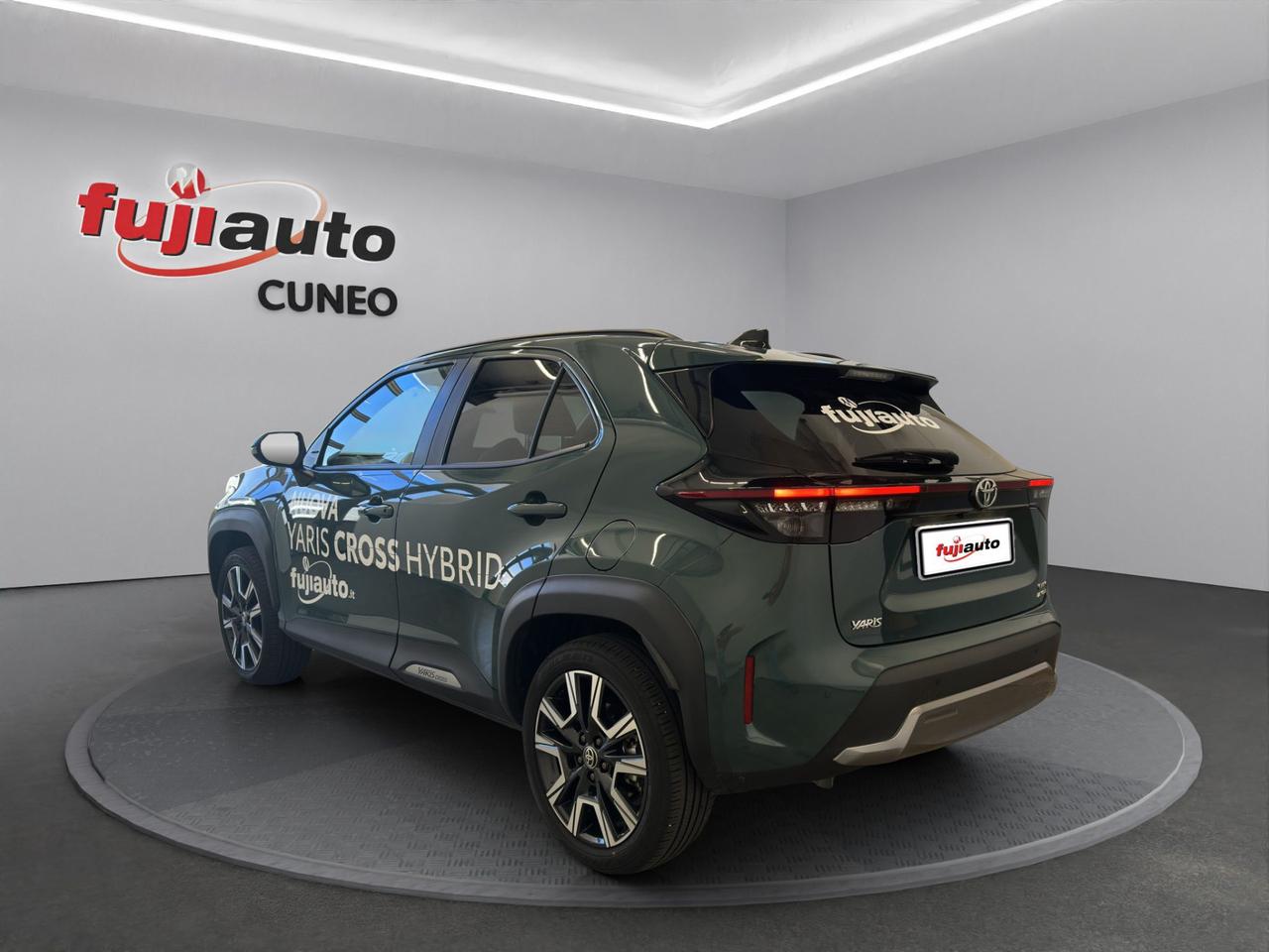 Toyota Yaris Cross 1.5h Lounge Tech awd-i 130cv